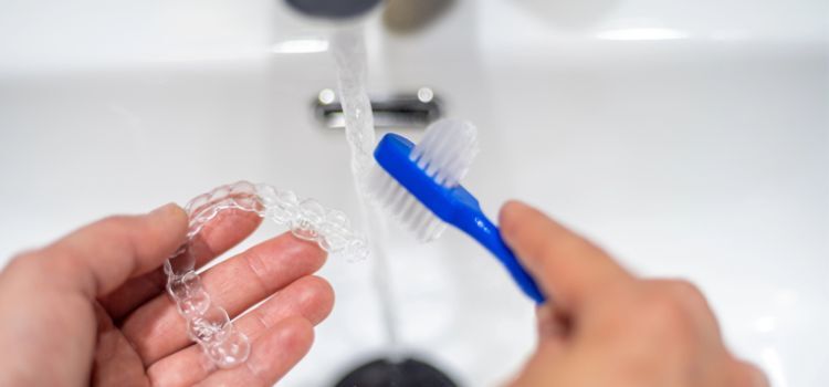 Ultrasonic Cleaners vs. Other Cleaning Methods